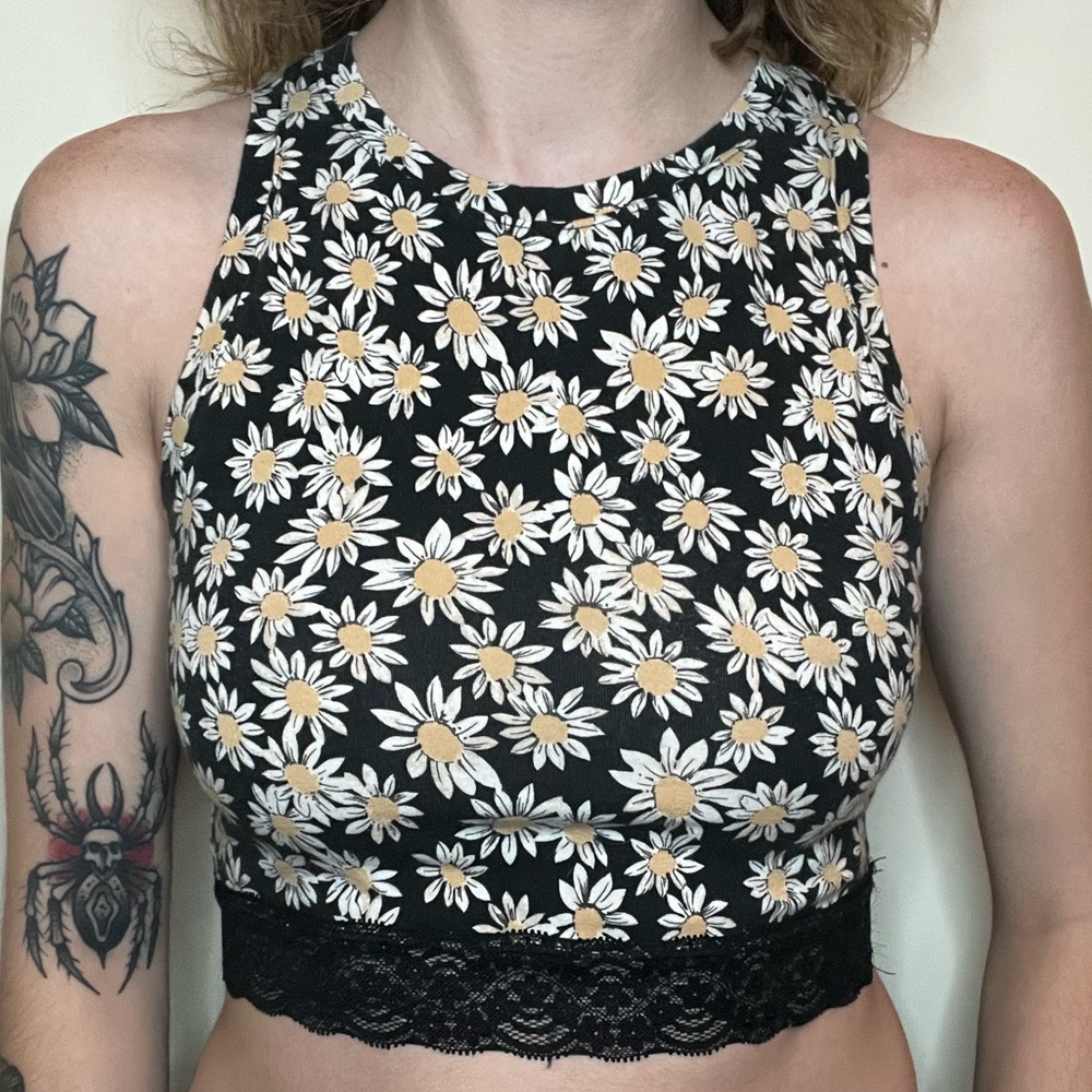 Crop top